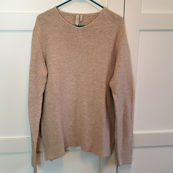 Tan long sleeve knitted sweater - Picture 1 of 4